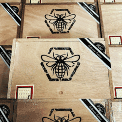 Viaje Honey & Hand Grenades The Falchion Corojo - 5-Pack (6
